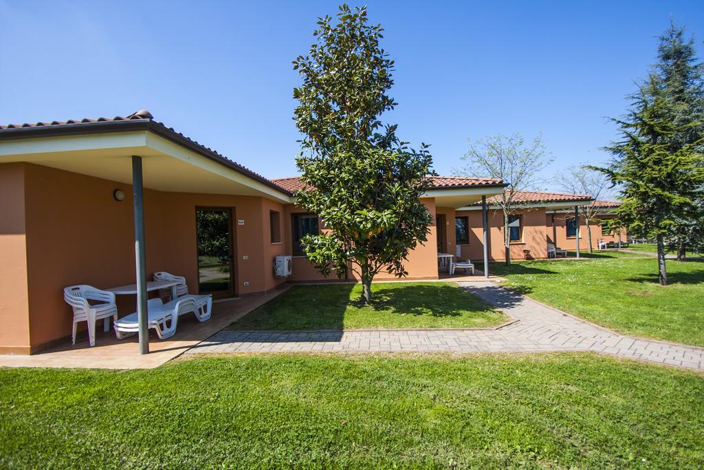 Camping Bella Italia Peschiera del Garda Exterior photo