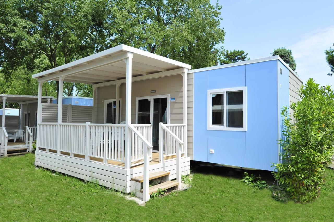 Camping Bella Italia Peschiera del Garda Exterior photo